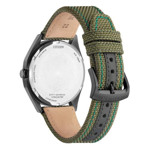Orologio Metropolitan Sport con cassa in acciaio nero e cinturino in nylon verde su sfondo chiaro.