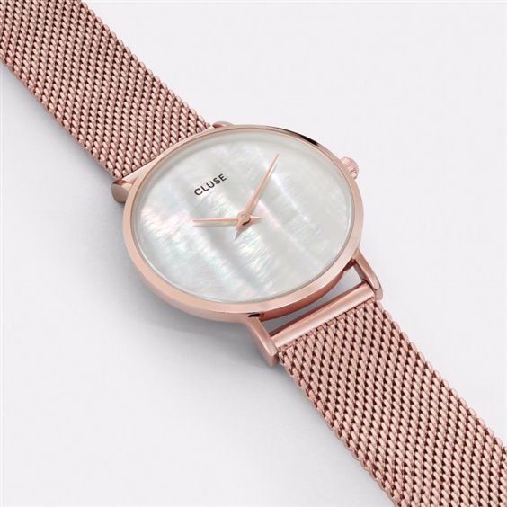 Orologio da donna con quadrante in madreperla, cassa e cinturino a maglia Milano in acciaio color oro rosato.